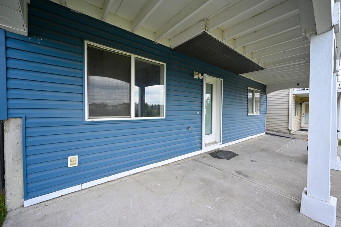 52-3 Bed Suite On Lake Central Ac By Airport Calgary Exterior photo